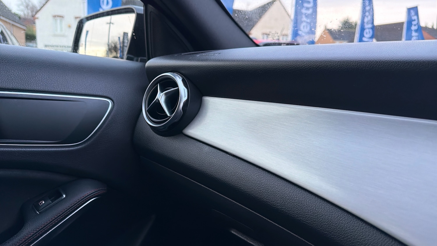 Used Mercedes-Benz GLA 2017 for sale - 76894351: Photo 33