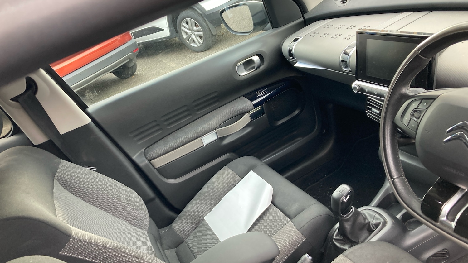 Used Citroen C4 Cactus 2017 for sale - 76638565: Photo 14