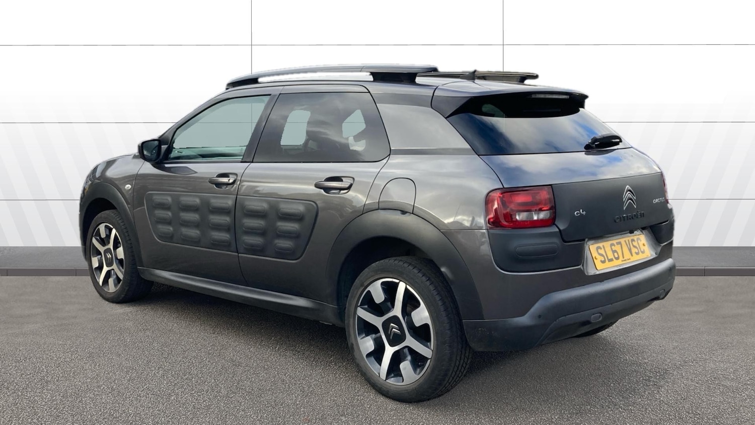 Used Citroen C4 Cactus 2017 for sale - 76638565: Photo 2