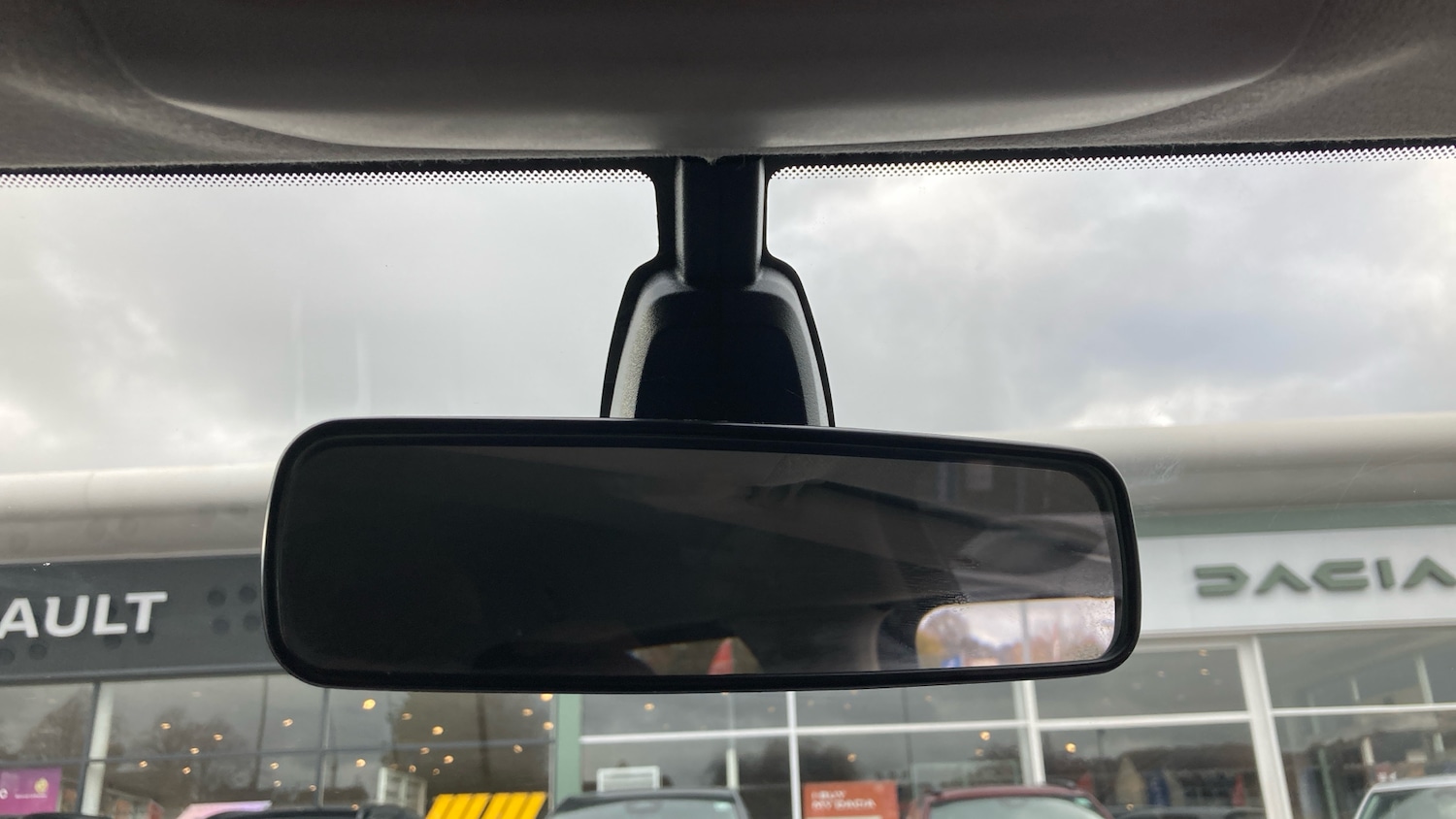 Used Citroen C4 Cactus 2017 for sale - 76638565: Photo 24