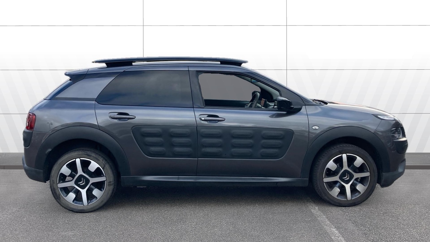 Used Citroen C4 Cactus 2017 for sale - 76638565: Photo 5