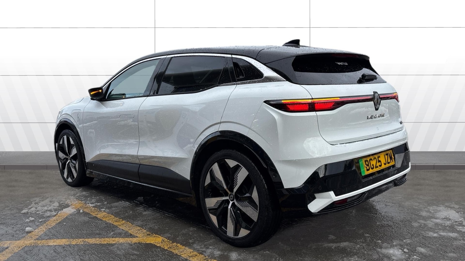 Used Renault Megane E Tech 2025 for sale - 77128079: Photo 2