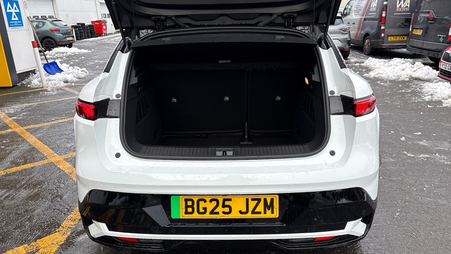 Used Renault Megane E Tech 2025 for sale - 77128079: Photo 4