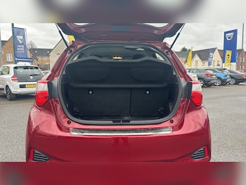 Used Toyota Yaris 2020 for sale - 79460477: Photo