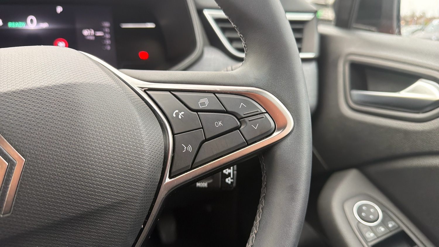 Used Renault Clio 2024 for sale - 77180647: Photo 24