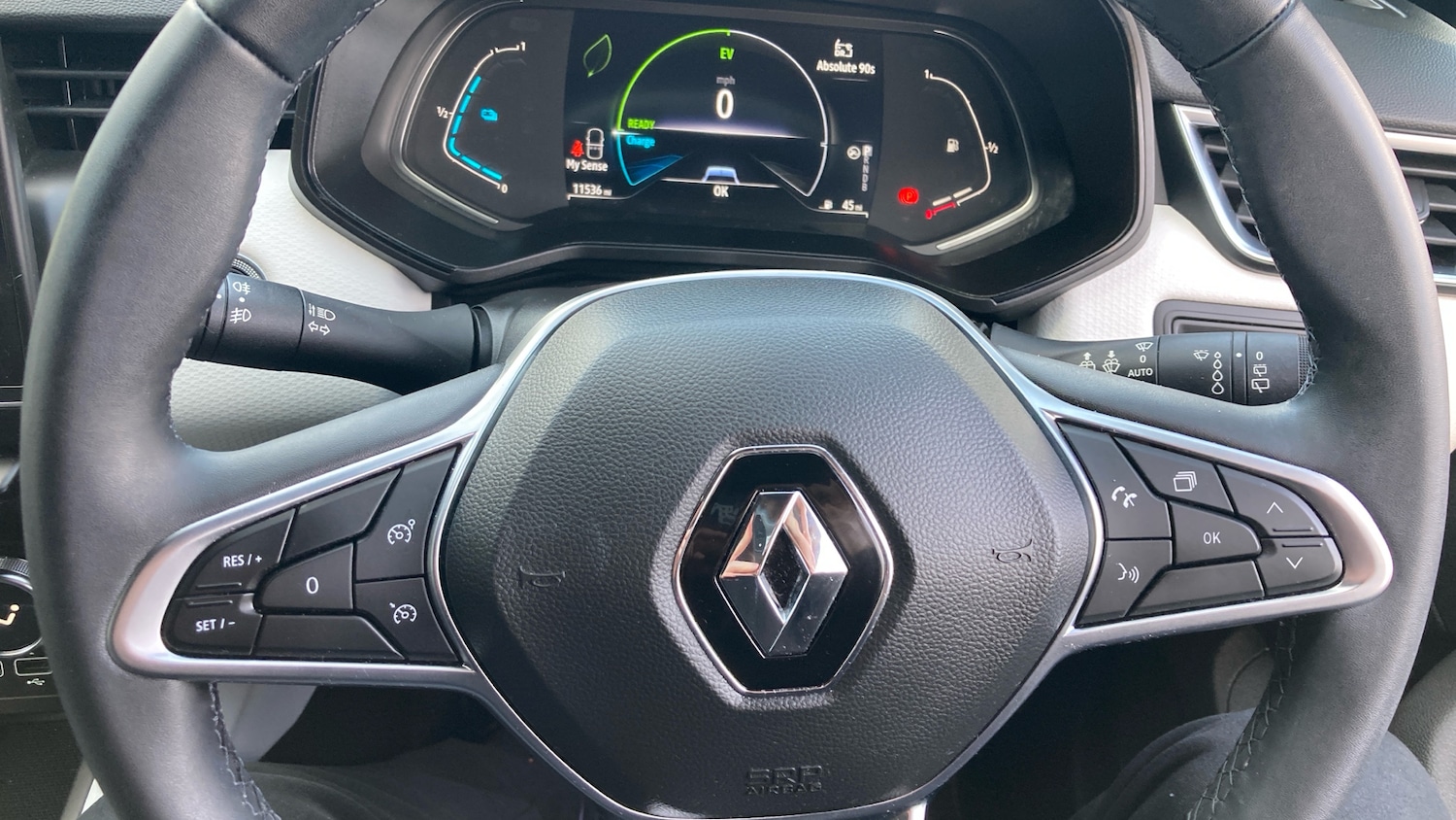 Used Renault Clio 2022 for sale - 76542787: Photo 22