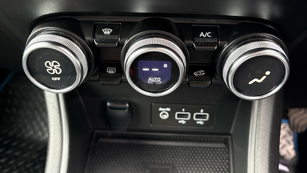Used Renault Captur 2022 for sale - 76263222: Photo 26