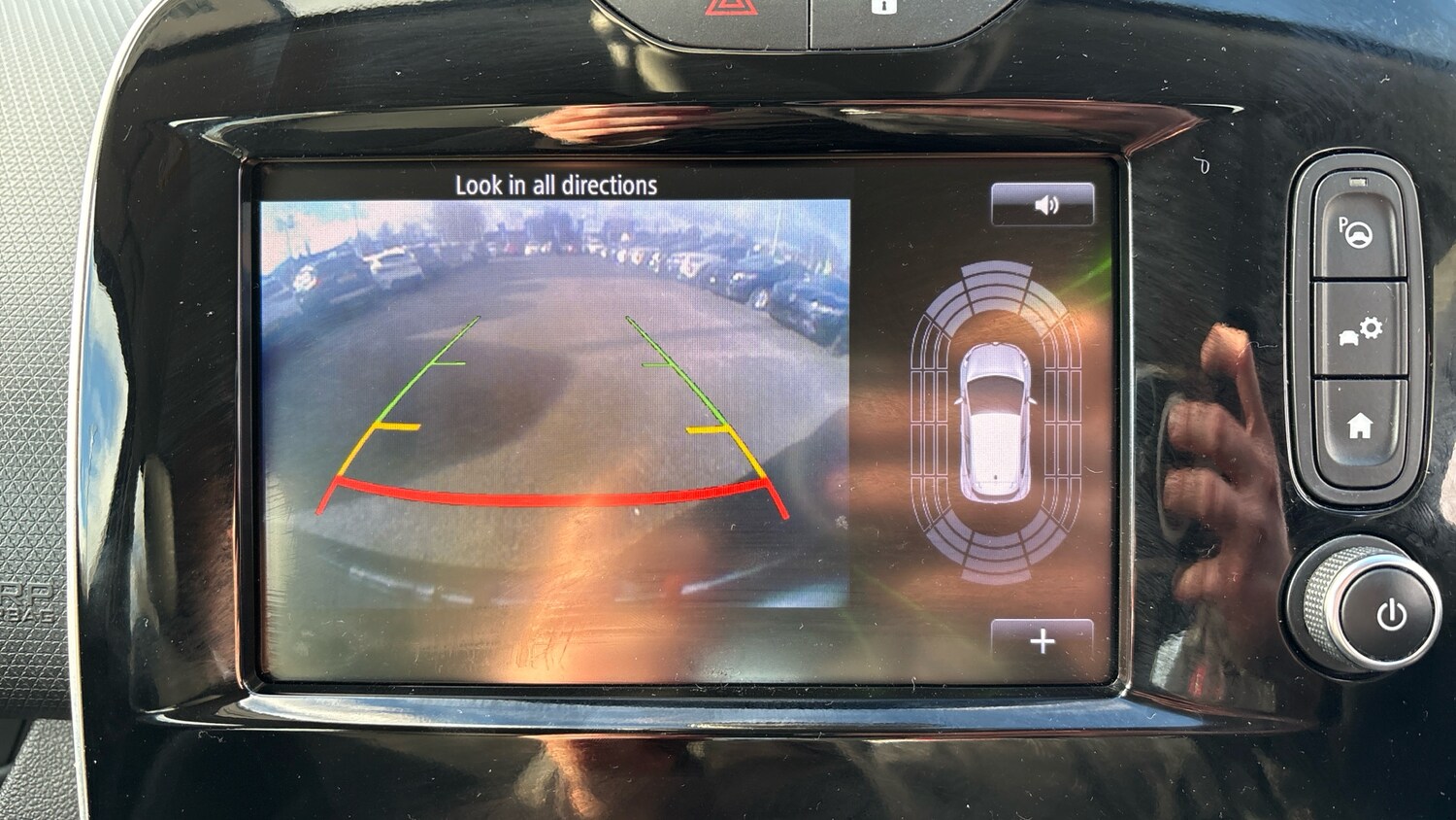 Used Renault Clio 2017 for sale - 76625605: Photo 21