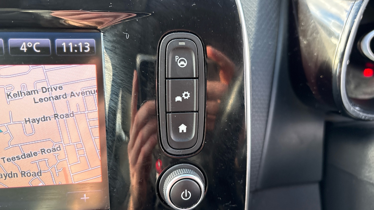 Used Renault Clio 2017 for sale - 76625605: Photo 25