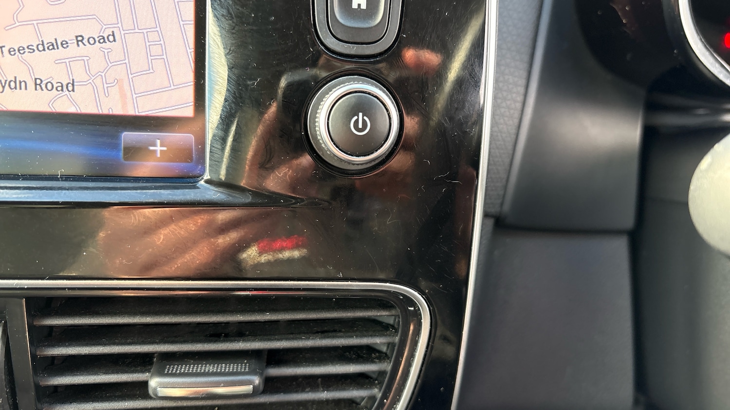 Used Renault Clio 2017 for sale - 76625605: Photo 26