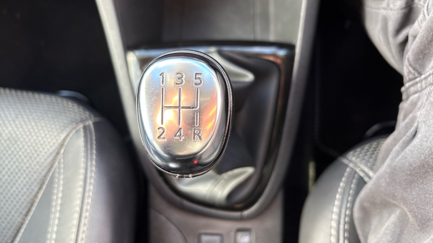 Used Renault Clio 2017 for sale - 76625605: Photo 31