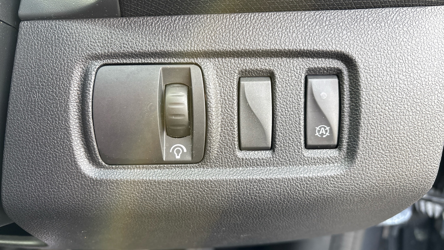 Used Renault Clio 2017 for sale - 76625605: Photo 41