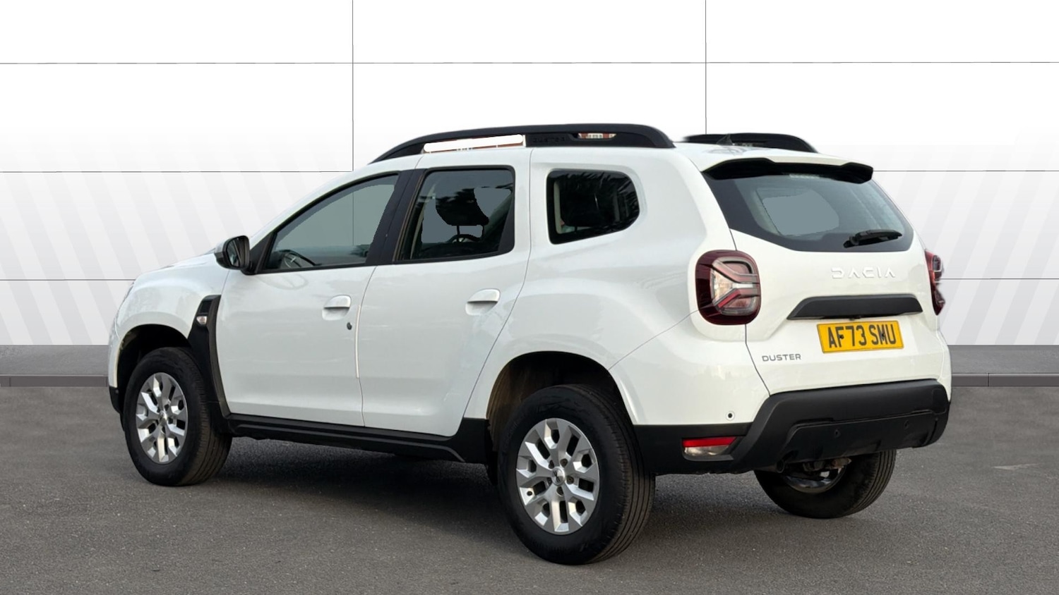 Used Dacia Duster 2023 for sale - 77996930: Photo 2