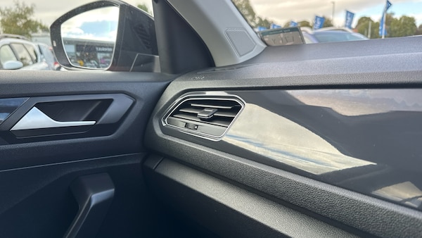 Used Volkswagen T-Roc 2019 for sale - 76157078: Photo 36