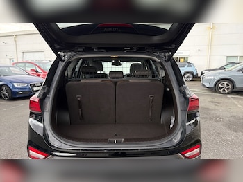 Used Hyundai Santa Fe 2019 for sale - 78641148: Photo