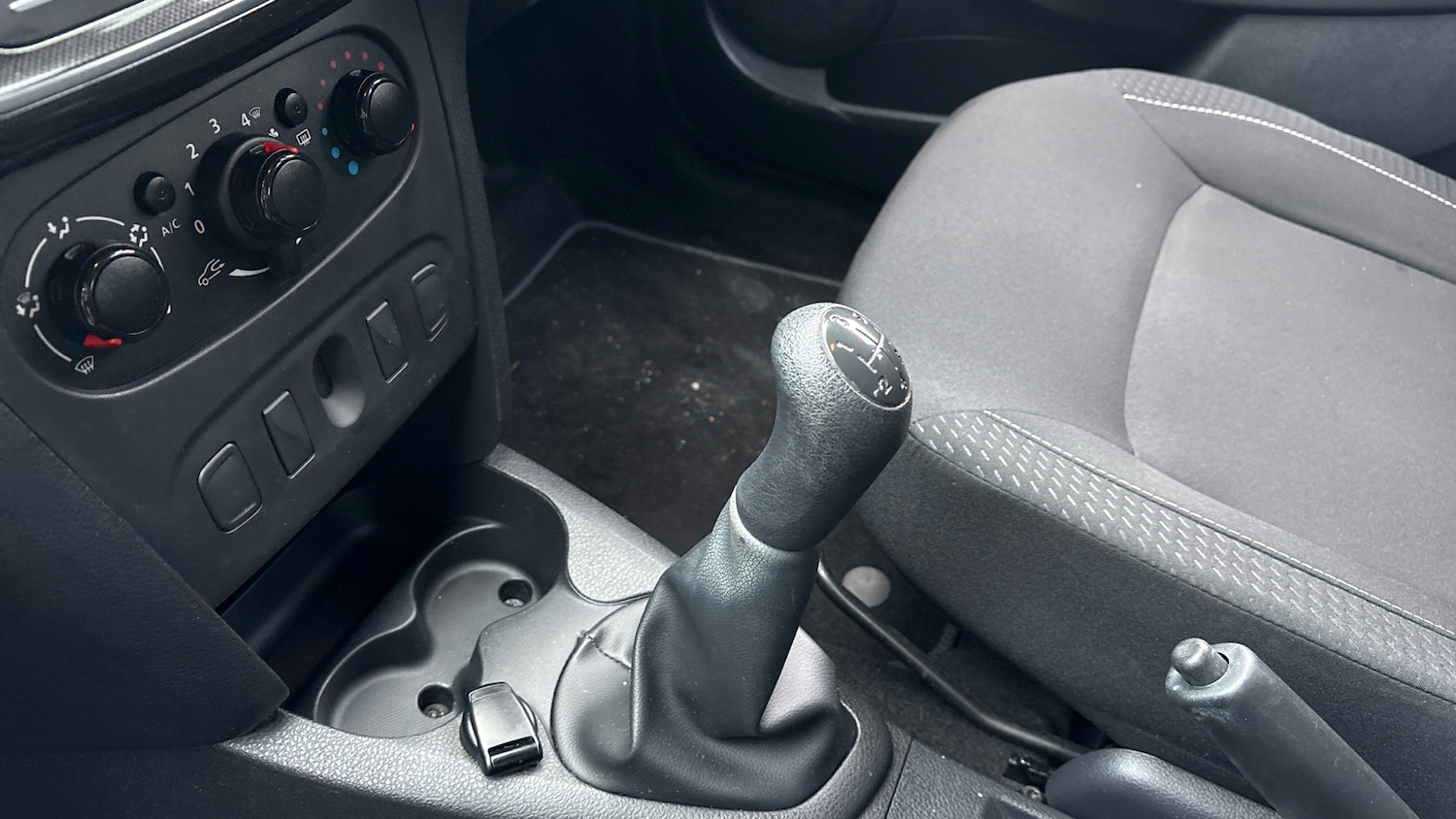 Used Dacia Sandero 2018 for sale - 77118417: Photo 13