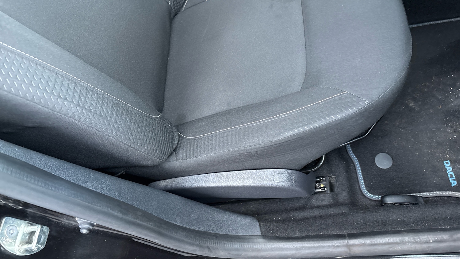 Used Dacia Sandero 2018 for sale - 77118417: Photo 40