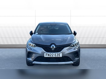 Used Renault Captur 2022 for sale - 76196337: Photo