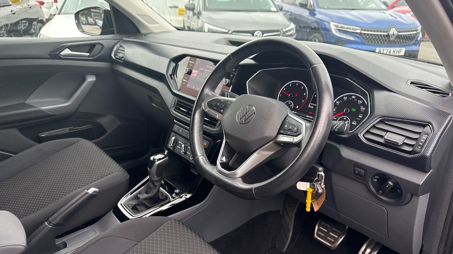 Used Volkswagen T-Cross 2021 for sale - 76268175: Photo 11