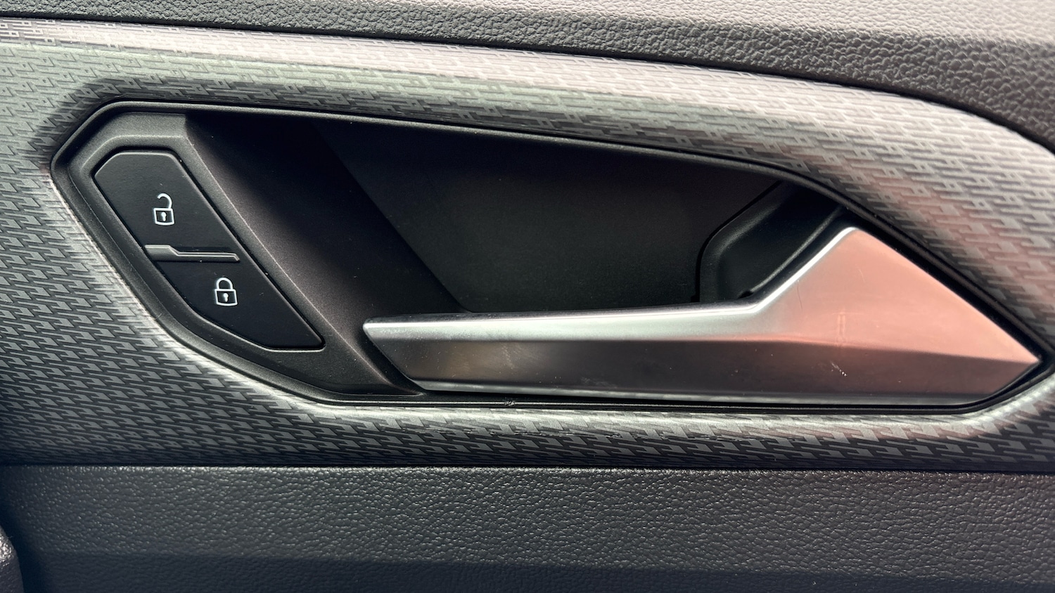 Used Volkswagen T-Cross 2021 for sale - 77663319: Photo 45