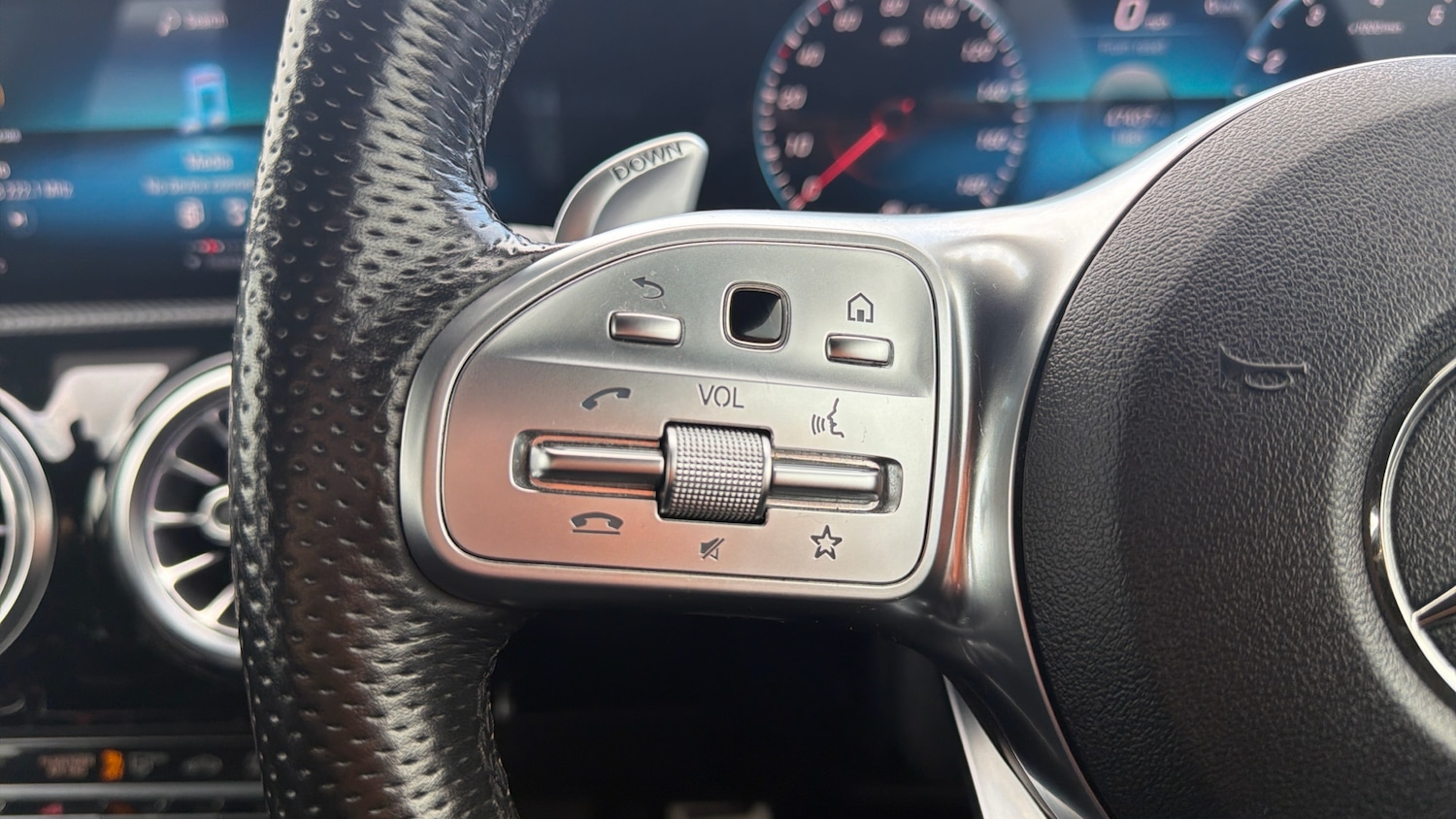 Used Mercedes-Benz A-Class 2019 for sale - 76566191: Photo 26