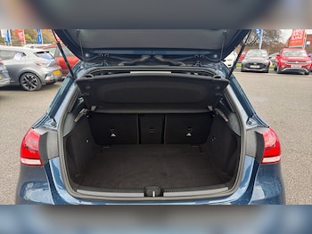 Used Mercedes-Benz A-Class 2019 for sale - 76566191: Photo