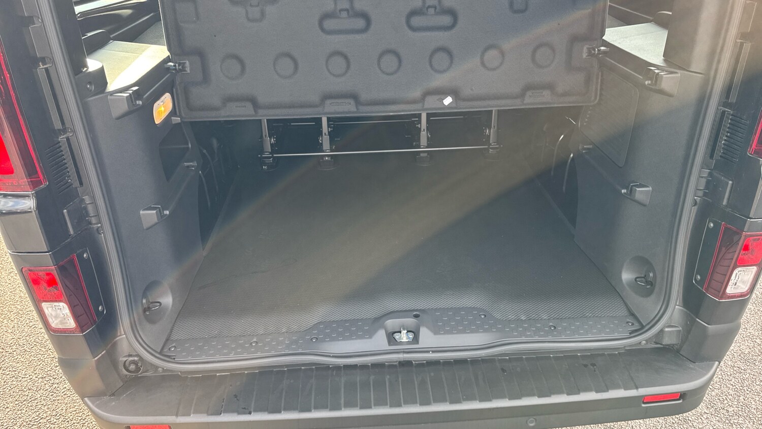 Used Renault Trafic 2025 for sale - 76354910: Photo 32