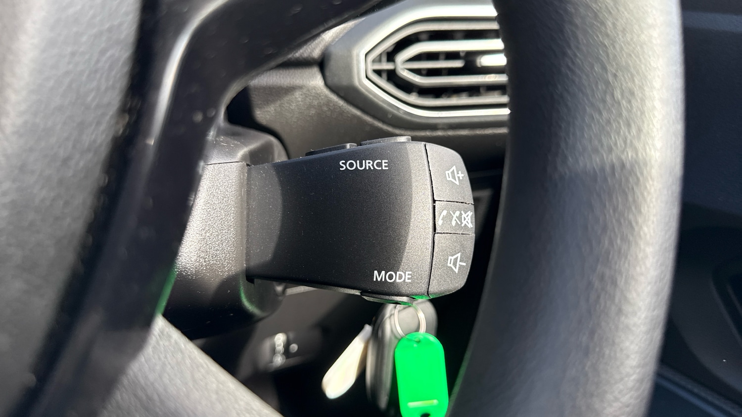 Used Dacia Sandero 2021 for sale - 76076272: Photo 24