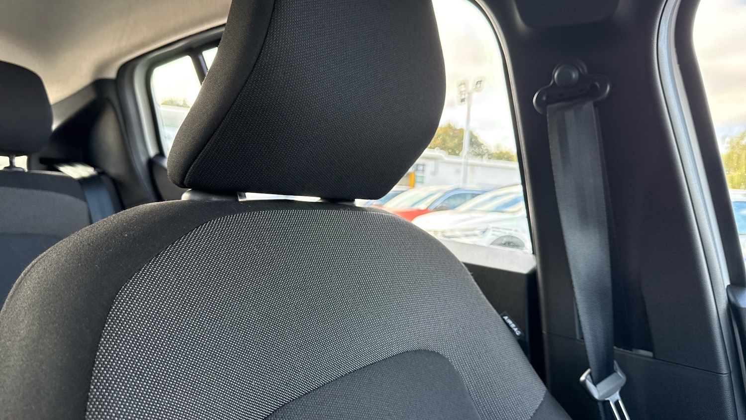 Used Dacia Sandero 2021 for sale - 76076272: Photo 30