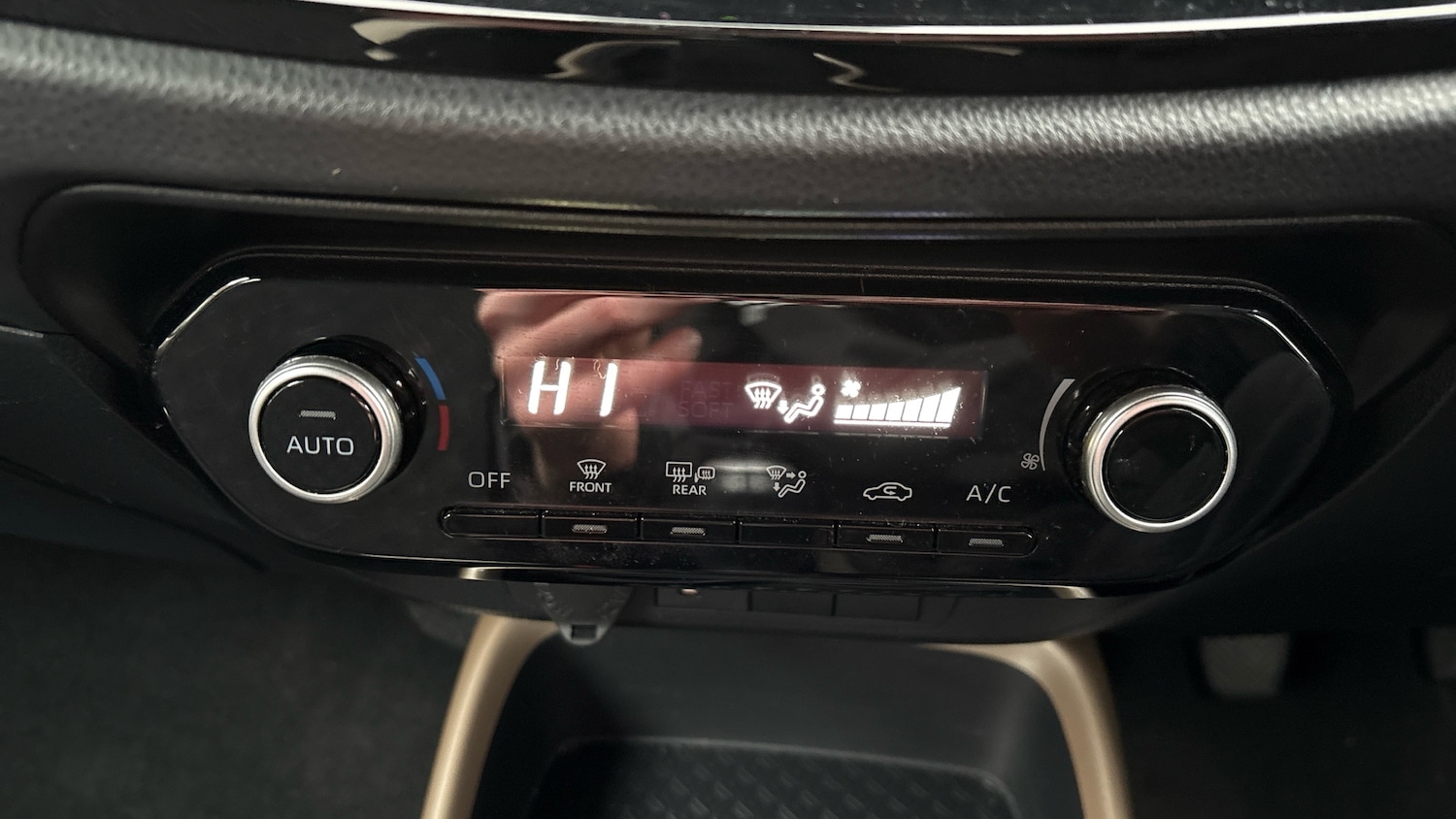 Used Toyota Aygo X 2023 for sale - 77460169: Photo 26