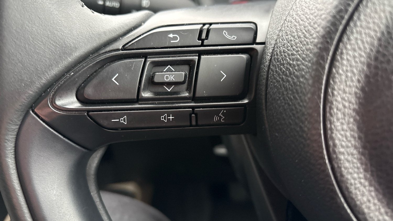 Used Toyota Aygo X 2023 for sale - 77460169: Photo 33