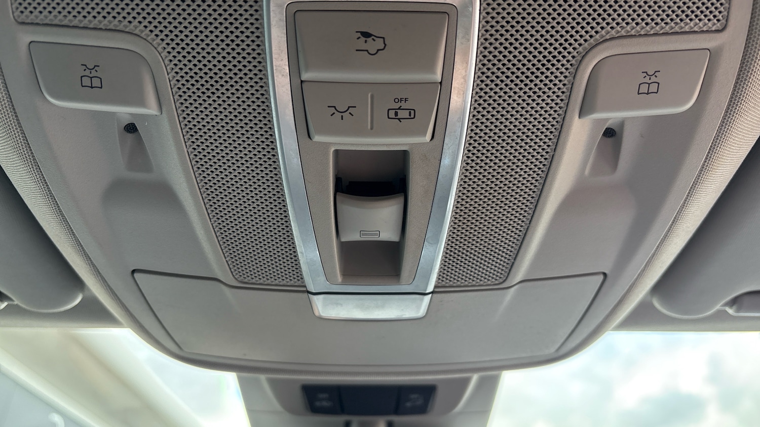 Used Mercedes-Benz M Class 2015 for sale - 76467871: Photo 23