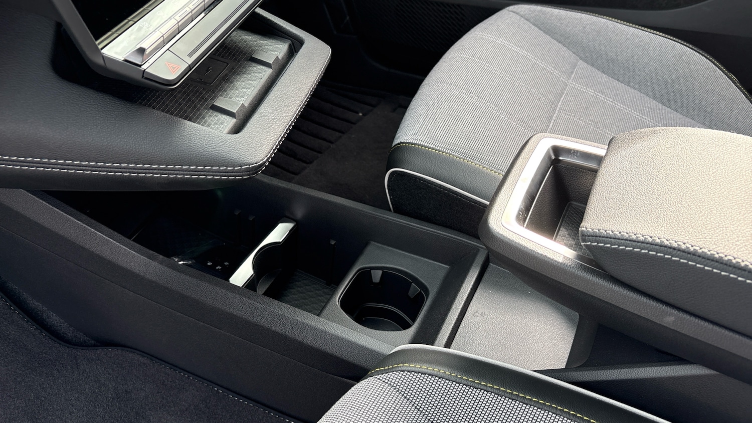 Used Renault Megane E Tech 2025 for sale - 76960624: Photo 13