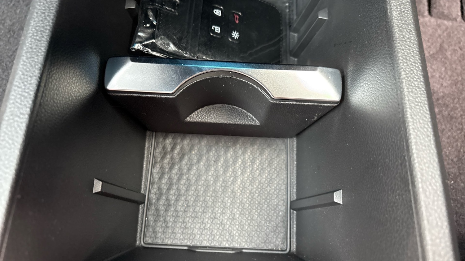 Used Renault Megane E Tech 2025 for sale - 76960624: Photo 28