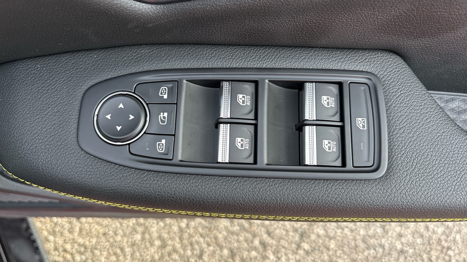 Used Renault Megane E Tech 2025 for sale - 76960624: Photo 39