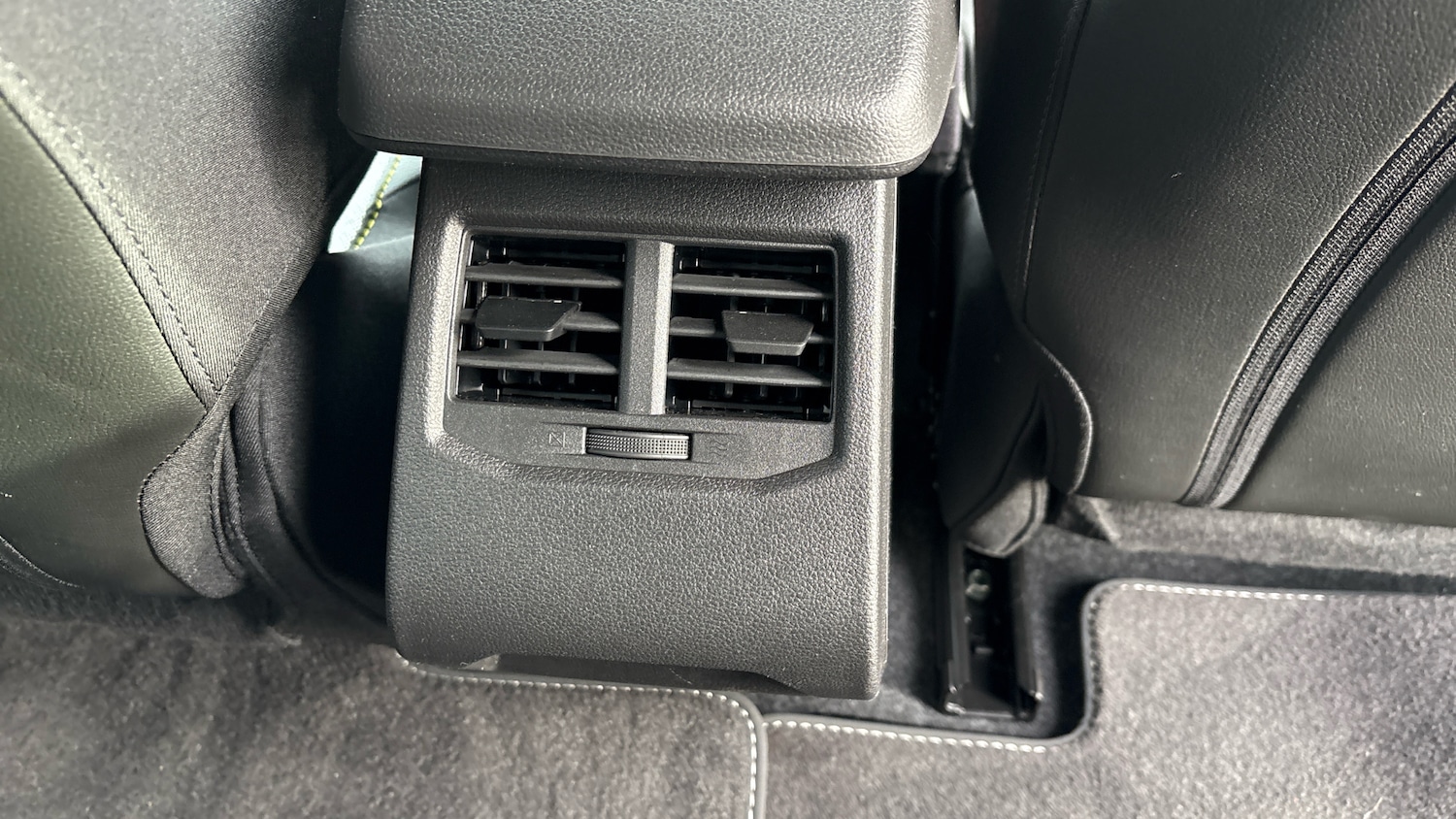 Used Renault Megane E Tech 2025 for sale - 76960624: Photo 41