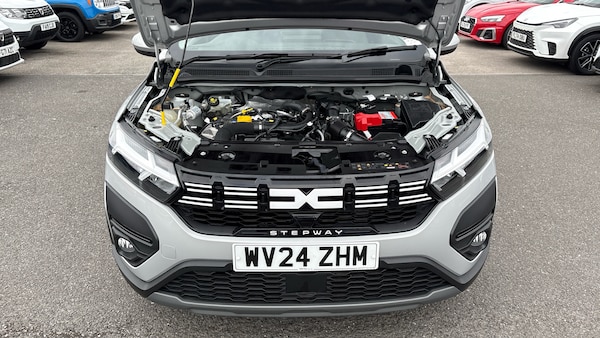 Used Dacia Sandero Stepway 2024 for sale - 76231598: Photo 8