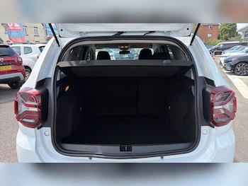 Used Dacia Duster 2024 for sale - 79070675: Photo