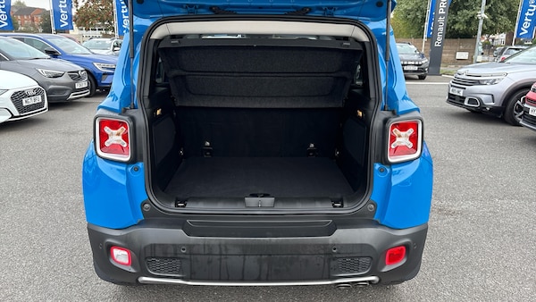 Used Jeep Renegade 2016 for sale - 76319995: Photo 4