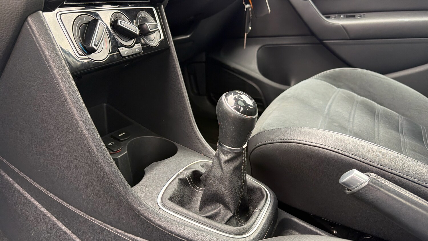 Used Volkswagen Polo 2014 for sale - 78212220: Photo 13