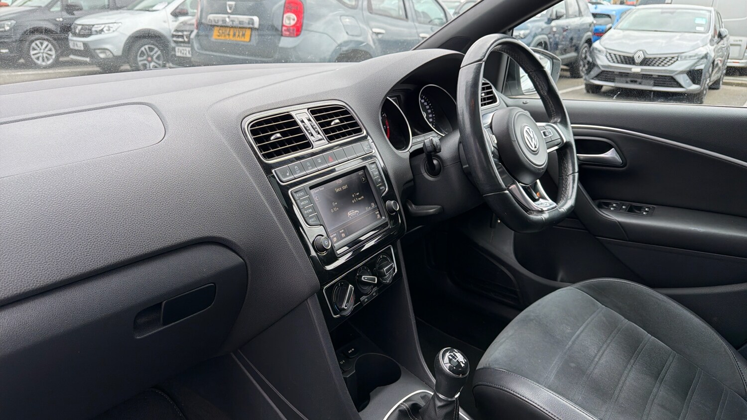 Used Volkswagen Polo 2014 for sale - 78212220: Photo 9