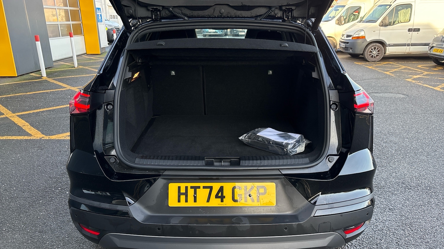 Used Renault Other 2024 for sale - 76948894: Photo 4