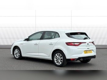 Used Renault Megane 2017 for sale - 78883329: Photo