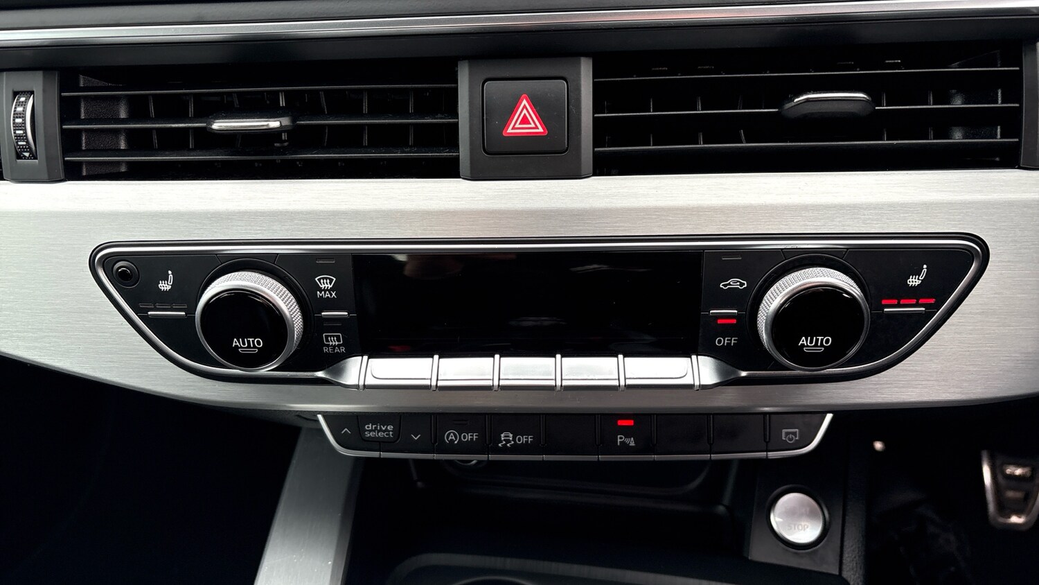 Used Audi A4 2018 for sale - 77873161: Photo 27