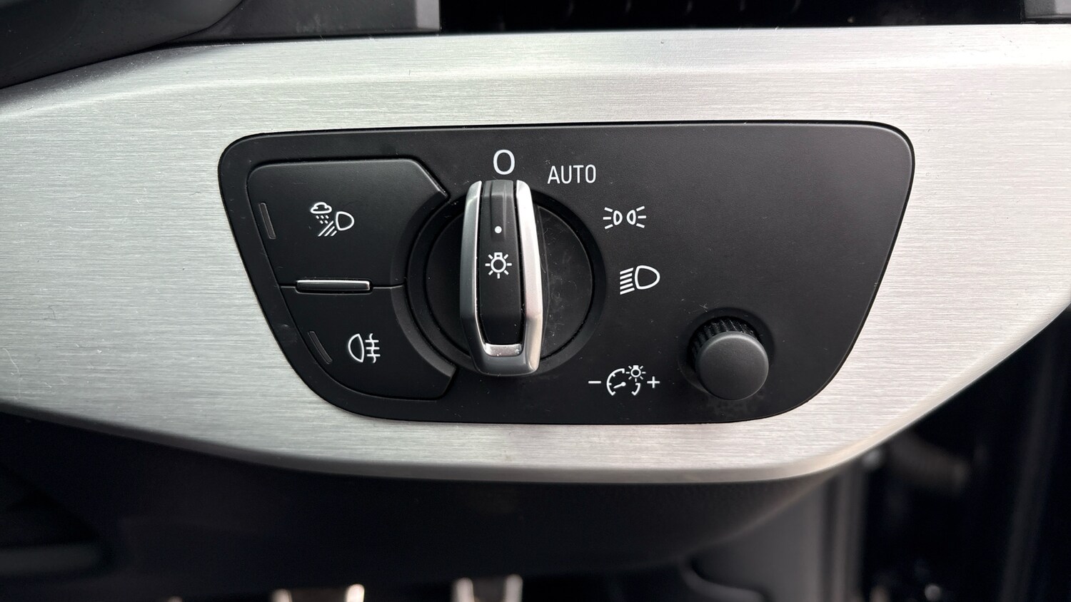 Used Audi A4 2018 for sale - 77873161: Photo 48