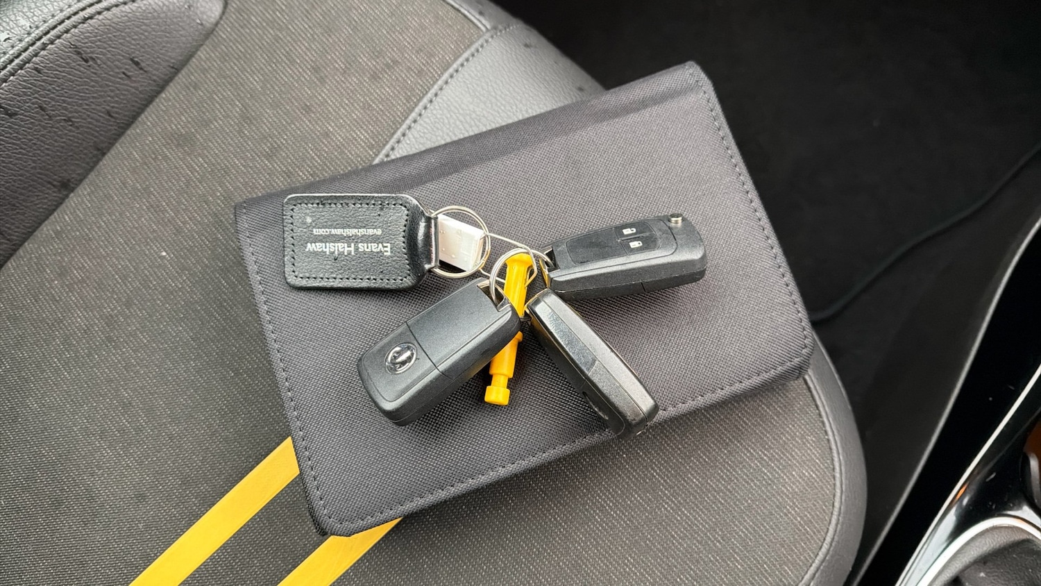 Used Vauxhall ADAM 2013 for sale - 77005807: Photo 19