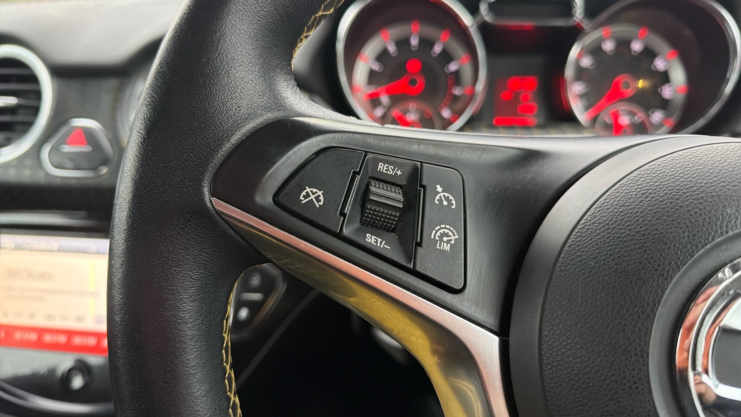 Used Vauxhall ADAM 2013 for sale - 77005807: Photo 29