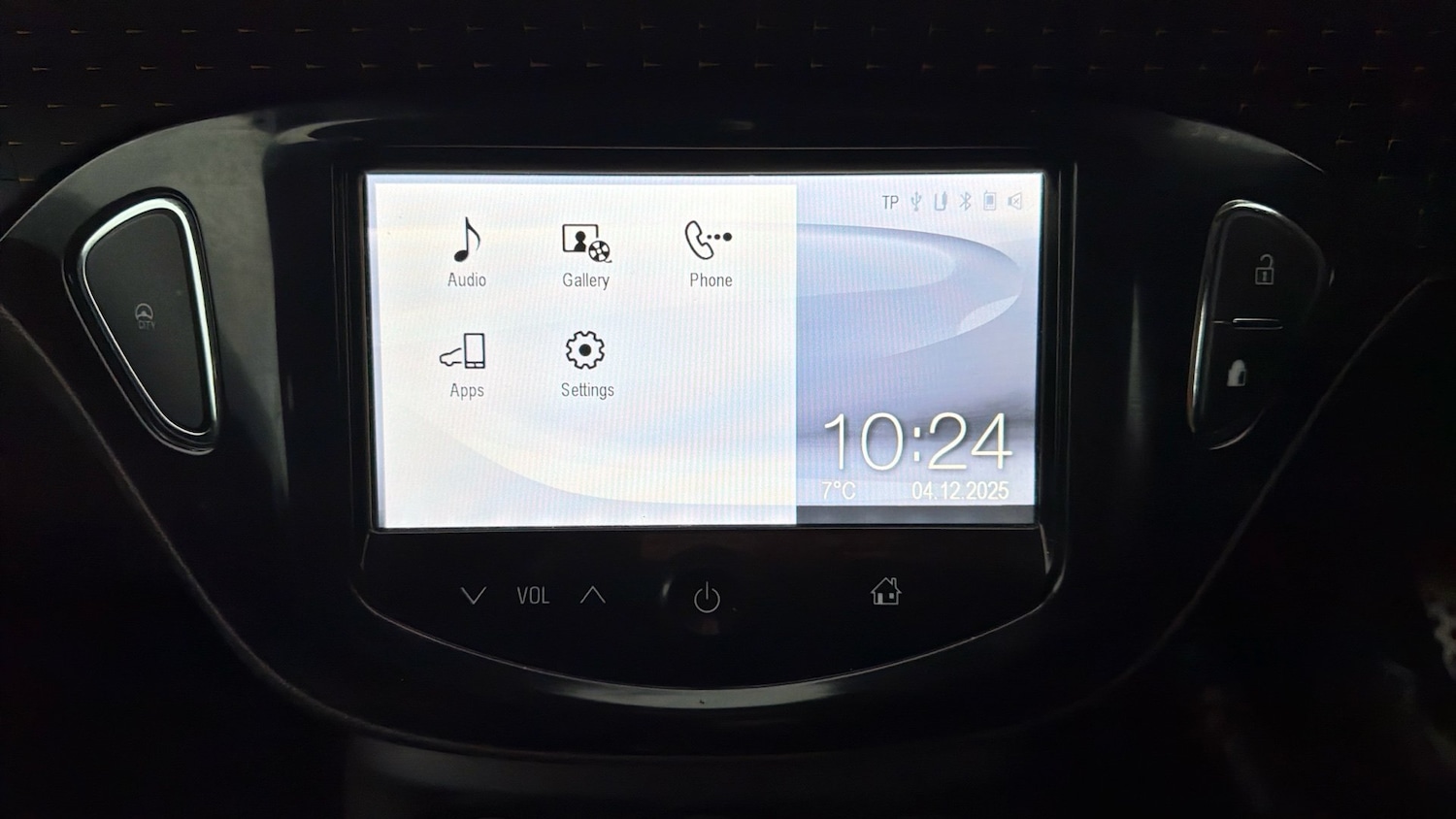 Used Vauxhall ADAM 2013 for sale - 77005807: Photo 31