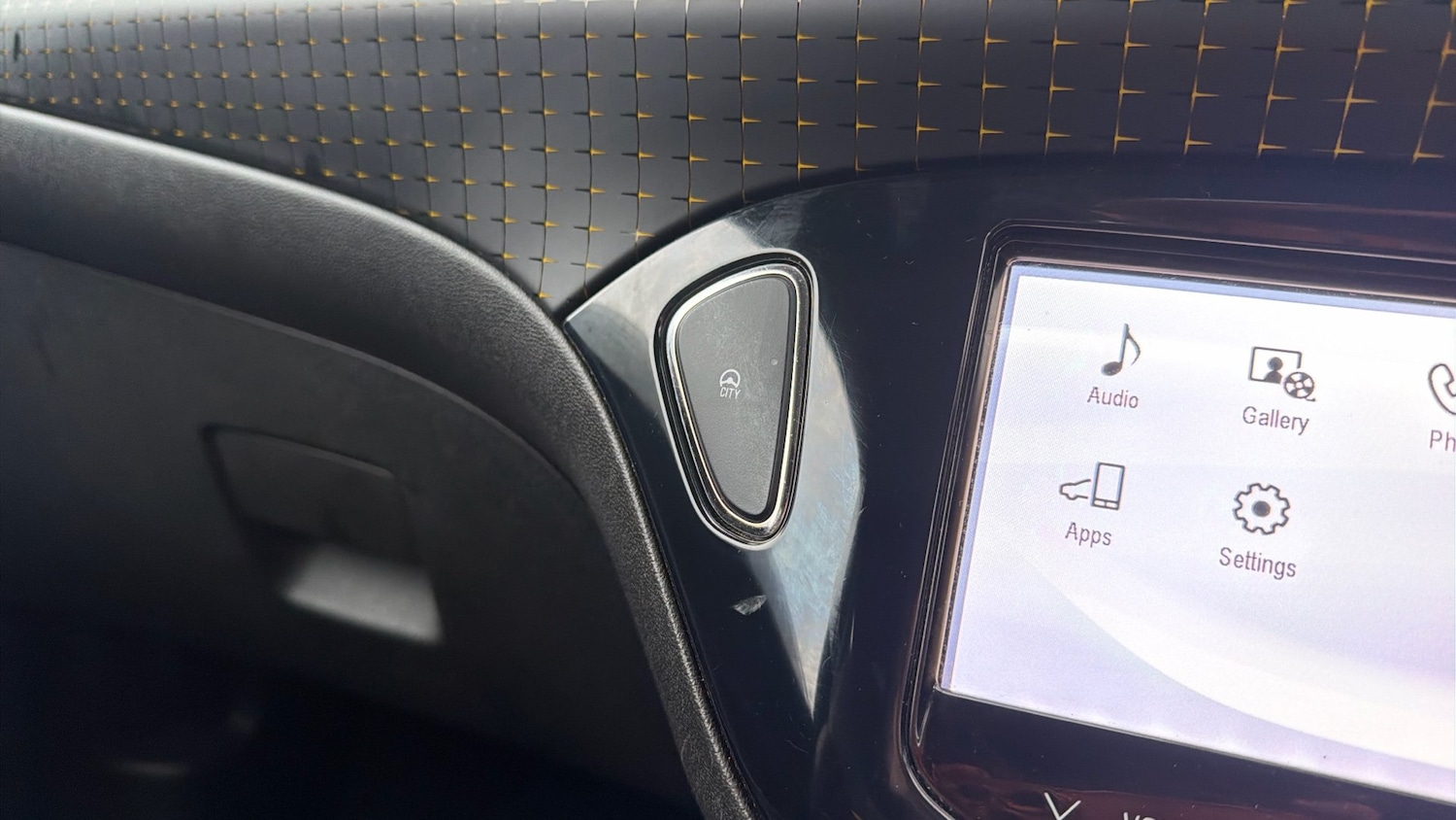 Used Vauxhall ADAM 2013 for sale - 77005807: Photo 34