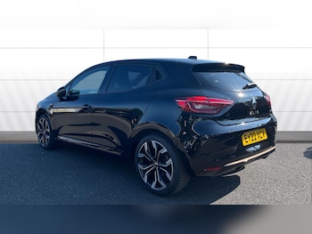 Used Renault Clio 2022 for sale - 77935125: Photo